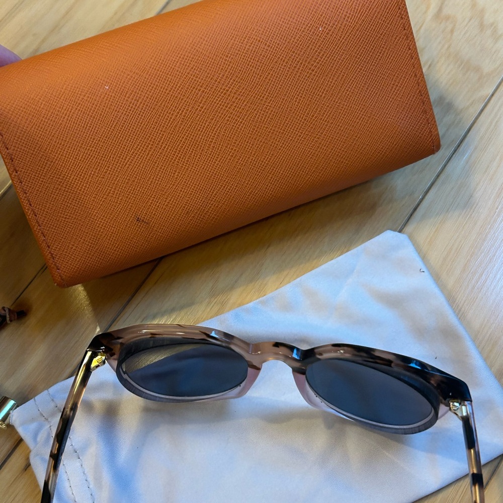 Tory Burch Brown Tortoise Sunglasses - Picture 11 of 14